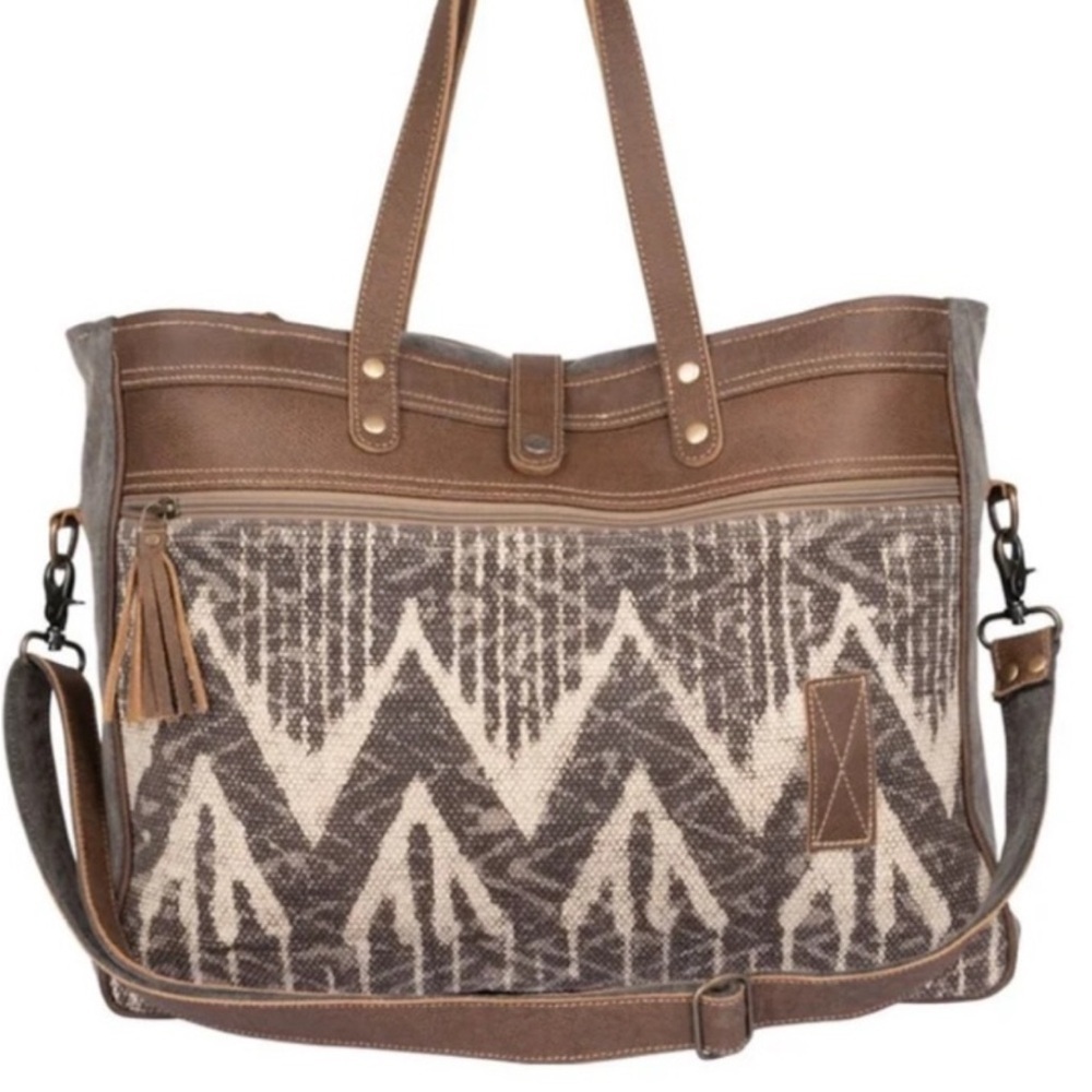 Myra Hot Brownie weekender tote bag NWT large